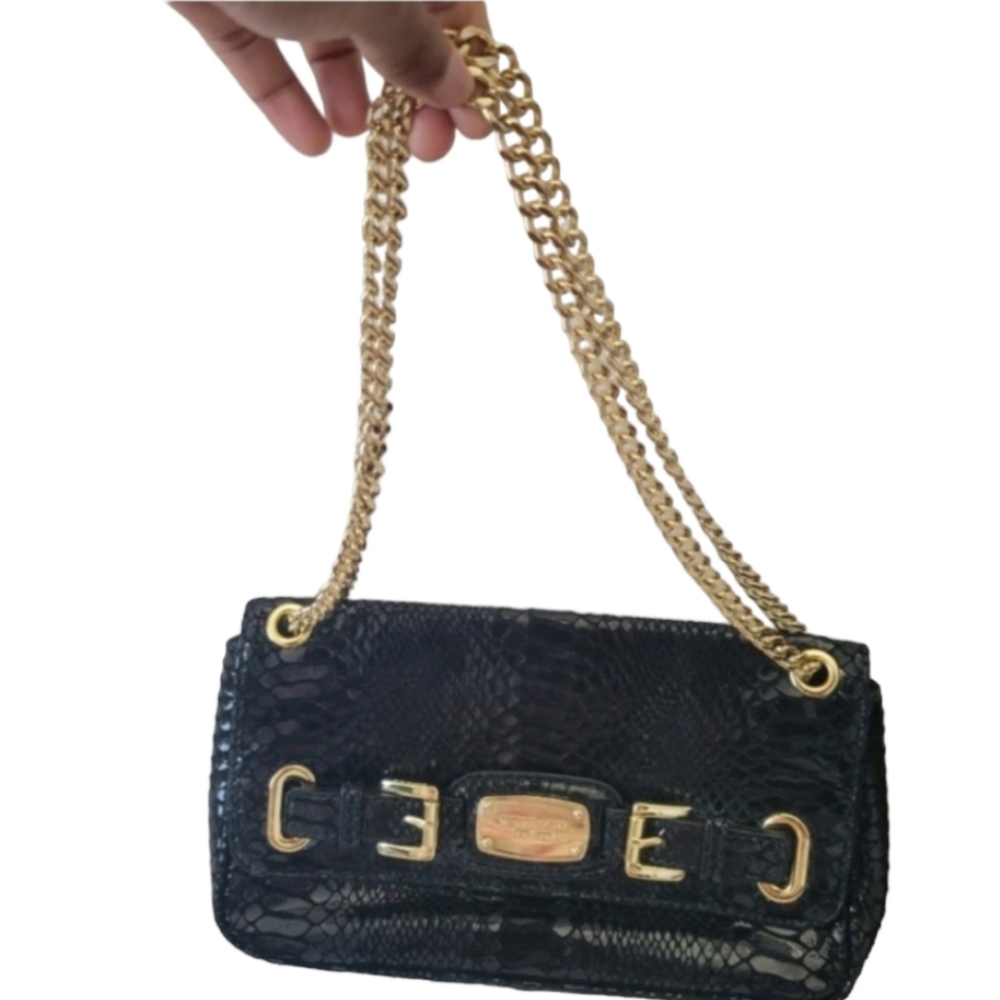Michael Kors Black Hamilton Leather Shoulder Bag. - Picture 2 of 12